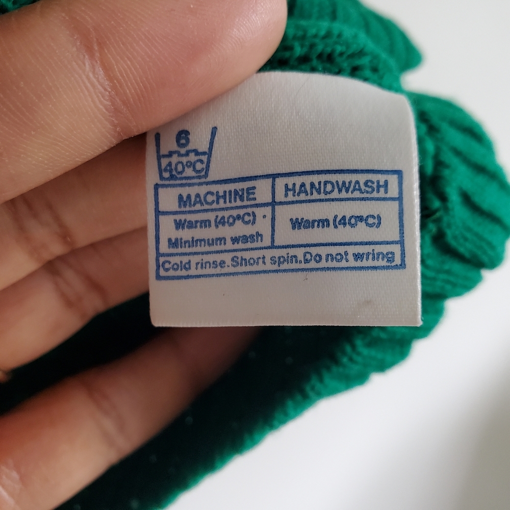 VINTAGE | St. Patrick's Lucky Shamrock Scoop Neck Sweater (Size L) - Picture 10 of 11